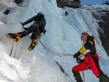 corso di arrampicata su cascate di ghiaccio - 