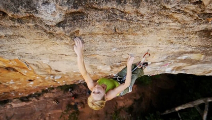 Arrampicare nelle Blue Mountains, Australia, con Vince Day e Monique Forestier