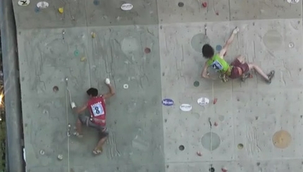 Sean McColl vs Adam Ondra - Duel Final - Rock Master 2010