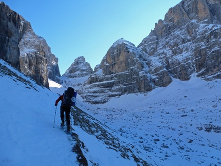 Via Cembridge, Cima Margherita - Risalendo la Val Brenta con le ciaspe.