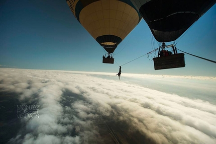 Highline tra le mongolfiere