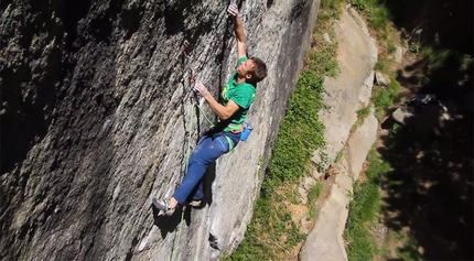 Michael Piccolruaz climbing Helmutant 9a at Saustall