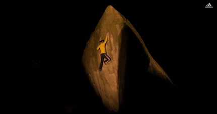 Paris - La Nuit and the bouldering at Fontainebleau