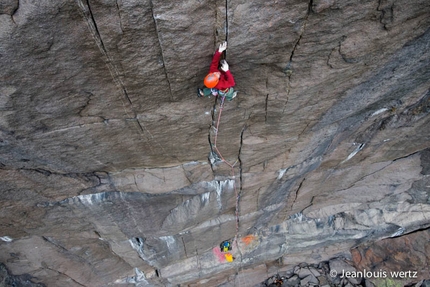Nicolas Favresse climbing The recovery drink in Norway