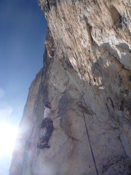 Gran Sasso - From 14 - 16/03/2012 Andrea Di Donato and Bertrand Lamaire carried out a winter ascent of Il nagual e la farfalla on the Gran Sasso.