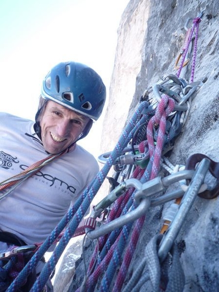 Gran Sasso - From 14 - 16/03/2012 Andrea Di Donato and Bertrand Lamaire carried out a winter ascent of Il nagual e la farfalla on the Gran Sasso.