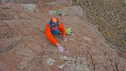 Piedra Parada Patagonia: Muy Solida! in Canyon della Buitrera climbed by Luca Giupponi, Rolando Larcher, Nicola Sartori