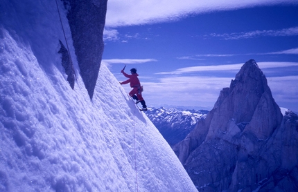 Marco Pedrini, Cumbre, la prima solitaria del Cerro Torre del 1985