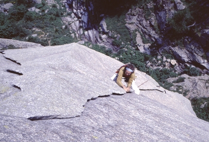 Valle dell'Orco - La Baita di Sitting Bull free climbing in the 1970's