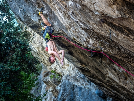 Adam Ondra su Beginning, Eremo di San Paolo, Arco