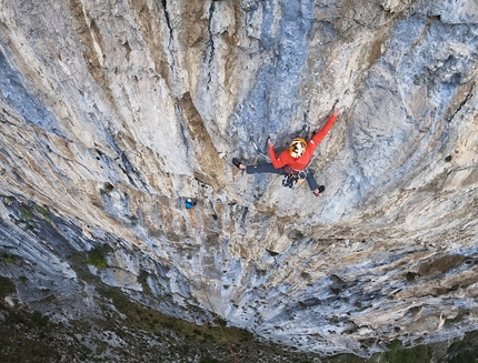 Picos de Europa: la via d'arrampicata Vibora di Iker Pou, Eneko Pou, Kico Cerdá