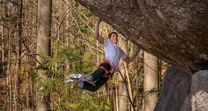 Philipp Gaßner su Action Directe in Frankenjura