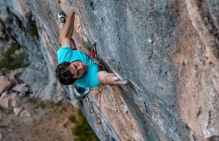 Marcello Bombardi climbs Lapsus at Andonno, Italy