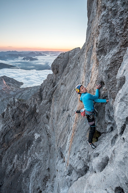 Sasha DiGiulian, Matilda Söderlund, Brette Harrington ripetono Rayu, 8c su Peña Santa de Castilla, Picos de Europa