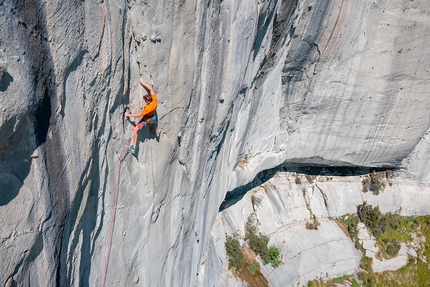 Seb Bouin explores the climbing at Champsaur in France