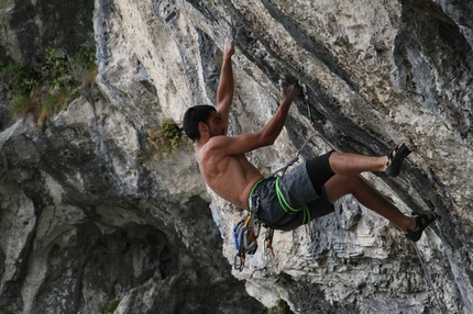 Matte Pino climbing Orango Trango 8b, Pian Bernardo - Matte Pino climbing Orango Trango 8b, Pian Bernardo