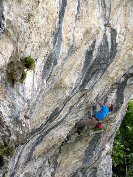 Pian Bernardo - Bruno Revello on Smack my Crack 8a