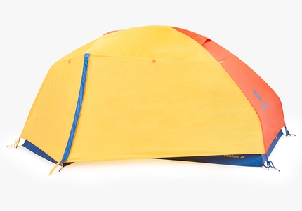 Light 2-Person tent Marmot Limelight 2P - A roomy tent made by pre-bent poles that add space.