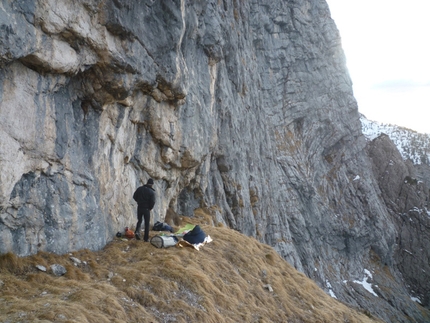 Andamento lento - On 25-26/02/2012 Alessandro Baù and Enrico Geremia carried out the first repeat, and first winter ascent, of Andamento Lento in Val Scura (Dolomites).