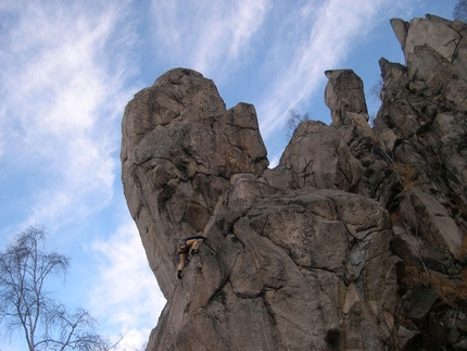 Arrampicare, camminare, conoscere il Mottarone - La cresta delle principesse (Mottarone)