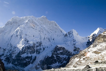 Jannu West Ridge climbed by Babanov and Kofanov