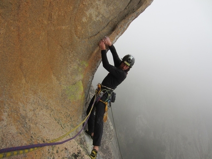 Corsica - Matteo Della Bordella on Sintomi Strani, Punta Malanda, Bavella, Corsica.