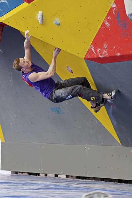 Bouldering World Cup 2012: video report Chongqing