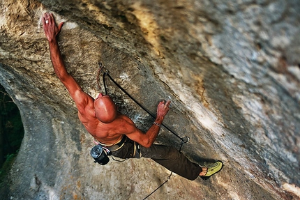 Markus Bock - Markus Bock freeing Matador 9a  in October 2007 in the Frankenjura, Germany