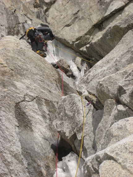 Presanella - Depravation, established on 31/03/2012 by Francesco Salvaterra and Patrick Ghezzi up the East Face of Presanella.