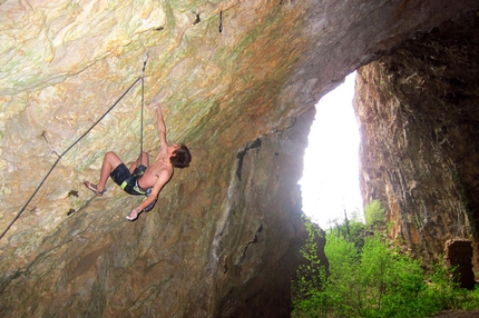 Domen Škofic repeats Halupca 1979 at Ospo