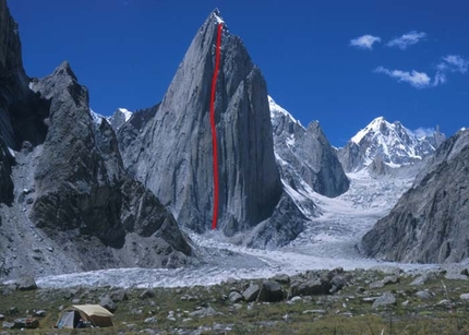 Mauro Bole climbs Women and chalk on Shipton Spire East Face, Trango, Pakistan