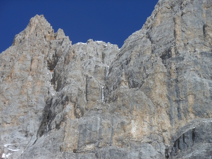 Fratelli e Cortelli - Fratelli e Cortelli, Dolomiti di Brenta aperta da Silvestro e Tomas Franchini il 13/03/2012