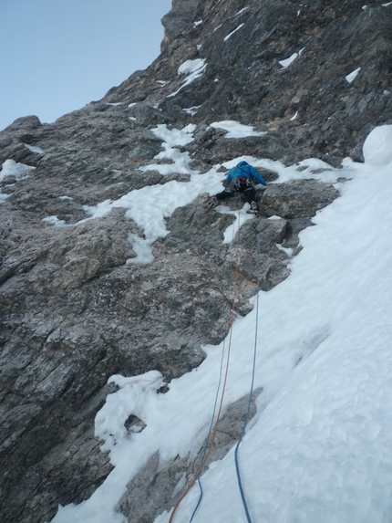 Kein Rest Von Sehnsucht, Punta Tissi, Civetta - In azione durante la prima invernale di Kein Rest Von Sehnsucht, Punta Tissi, Civetta