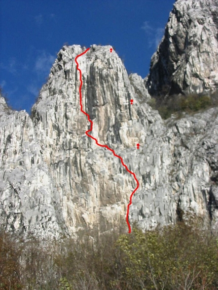 Tour arrampicata dal Lario alla Grigna - Pilastro rosso, via Panzeri, Riva, Passerini