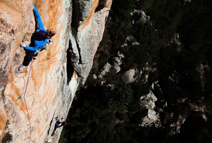 Corsica climbs for Barbara Zangerl and Stéphanie Bodet