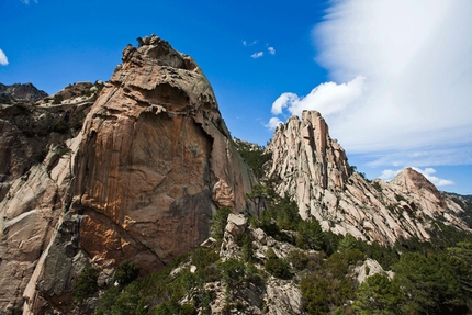 Barbara Zangerl - Barbara Zangerl su Delicatessen (8b, 120m), Bavella, Corsica