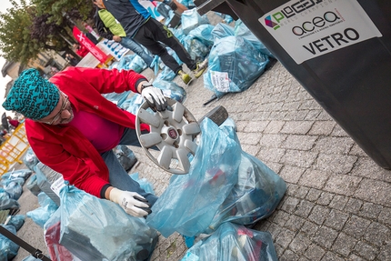 SCARPA, Campionato Mondiale di Plogging - Anche quest’anno SCARPA è main sponsor del Campionato Mondiale di Plogging. manifestazione in cui atleti di livello amatoriale e runner professionisti si sfidano unendo la corsa e la raccolta dei rifiuti.