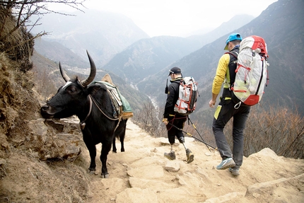 Everest: Andrea Lanfri sul Tetto del Mondo con Ferrino - L'alpinista lucchese e ambassador Ferrino Andrea Lanfri è diventato il primo atleta del mondo con pluriamputazioni a scalare la vetta dell'Everest