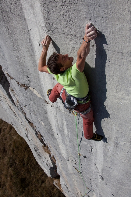Eternit climbed by Alessandro Zeni, the rebirth of a dream - Alessandro Zeni has suggested 9a+ after having repeated the famous route Eternit at the Baule. An iconic climb in the Feltrine Dolomites.