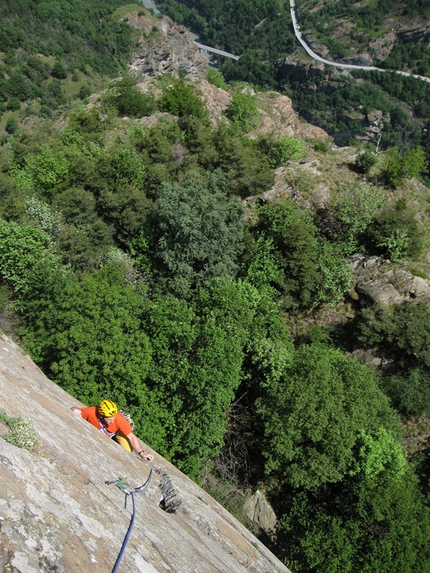 Pilier Rhodo a Montjovet - Wonder Crack, Pilier Rhodo a Montjovet, Valle d'Aosta