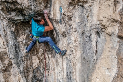 Climb & Clean – Una montagna di rifiuti raccolta da Massimo Faletti e Matteo della Bordella di Karpos - Una montagna di rifiuti raccolta dagli Ambassador Karpos Massimo Faletti e Matteo della Bordella in Trentino Alto Adige e Sicilia.