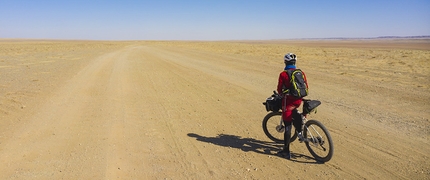 In diretta con Omar di Felice, new entry nel team Ferrino - Da poco rientrato dalla Mongolia dove ha attraversato il deserto del Gobi, Omar di Felice racconta la sua avventura in diretta sul canale Instagram Ferrino