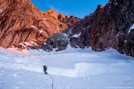 Yann Borgnet completes masterpiece on the Grandes Jorasses - Yann Borgnet and Charles Dubouloz have made the first integral repeat of Via in memoria di Gianni Comino in the heart of the Grandes Jorasses, Mont Blanc.