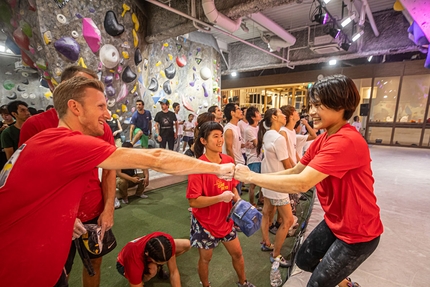 La Sportiva celebrates the Olympic convocation of its athletes at the Climb Tokyo event - La Sportiva celebrates Olympic convocation of its athletes at the Climb Tokyo event, in the run-up to the summer Olympic Games in Tokyo 2020.