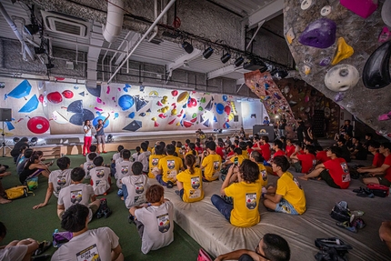 La Sportiva celebrates the Olympic convocation of its athletes at the Climb Tokyo event - La Sportiva celebrates Olympic convocation of its athletes at the Climb Tokyo event, in the run-up to the summer Olympic Games in Tokyo 2020.