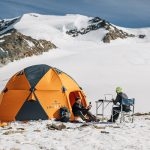 Campi base Ferrino: ti regaliamo una vera esperienza outdoor. Attrezzato un nuovo campo base in Spagna sui Pirenei. - Campi base Ferrino: attrezzato un nuovo campo al Rifugio de l'Illa sui Pirenei che si aggiunge al Rifugio Quintino Sella sul Monte Rosa e Rifugio Toesca in Val Susa.