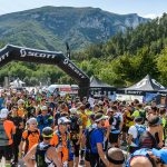 Successo per la seconda edizione di Frasassi Sky Race targata SCOTT - Al Frasassi Sky Race targata SCOTT un sold out, con 300 iscritti che si sono sfidati in una giornata dominata dal sole e dalla passione per la corsa in montagna. Giacomo Forconi e Martina Testarmata campioni regionali
