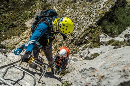 Kit para vía ferrata Kinetic Gyro Rewind Pro de Camp 