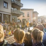 Apre il La Sportiva Store a Cavalese davanti a 74 Paesi! - In occasione dell’annuale La Sportiva International Sales Meeting al quale prendono parte i rappresentanti e distributori dell’azienda provenienti da 74 Paesi al mondo, è stato inaugurato in Via Fratelli Bronzetti, la via commerciale di Cavalese, capoluogo della Valle di Fiemme, il nuovo prestigioso negozio monomarca de La Sportiva, marchio leader mondiale nella produzione di calzature ed abbigliamento da montagna che ha il suo quartier generale e lo stabilimento produttivo proprio in Valle di Fiemme tra le Dolomiti, lontano dai grossi distretti industriali calzaturieri italiani.
