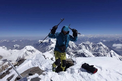 Cala Cimenti Primo Snowleopard Italiano - Con il successo dell’ascensione del Communism Peak Cala Cimenti conquista la prestigiosa onorificenza della Federazione Alpinistica Russa